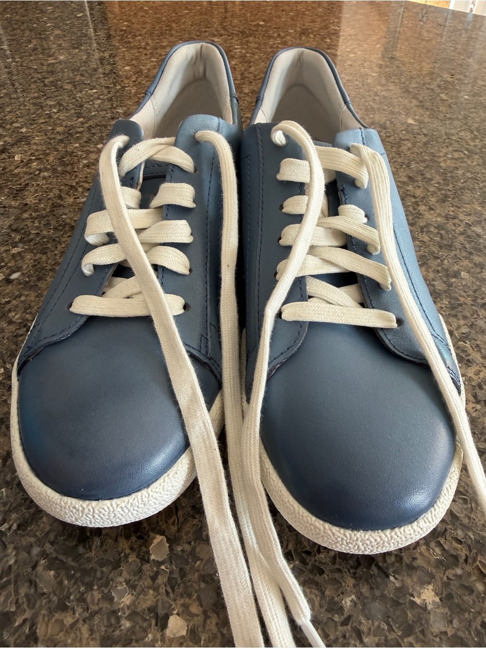 New Josef Seibel Size 38 / 8 Chambray Blue Leather sneakers